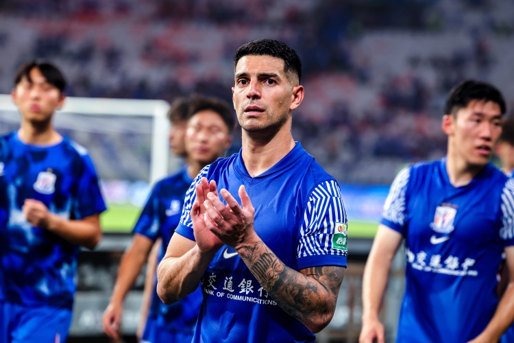 津媒：申花用行动表明中超球队有责任和义务踢好亚冠，捍卫荣誉